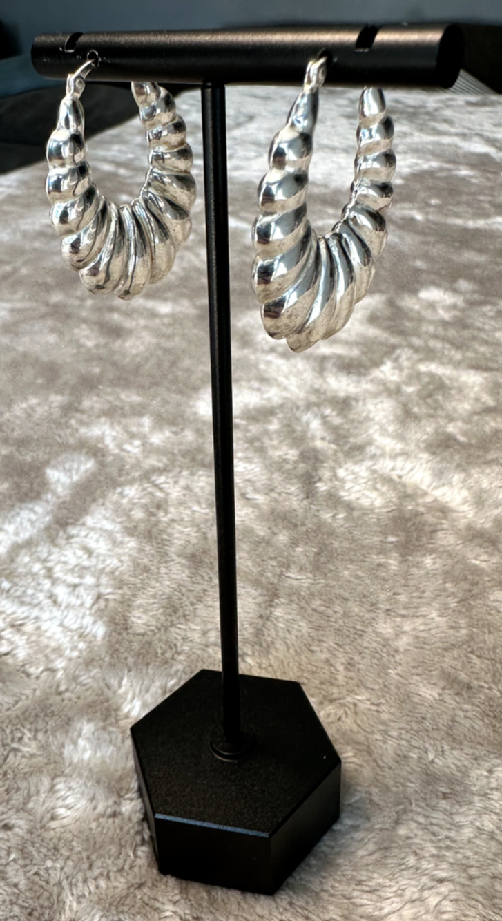 Unique Silver Puffed Scallop Hoop Earrings 925 1.5" Bar Snap Closure
